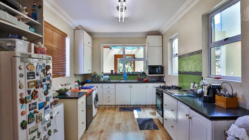 7 Bedroom Property for Sale in Walmer Estate Western Cape
